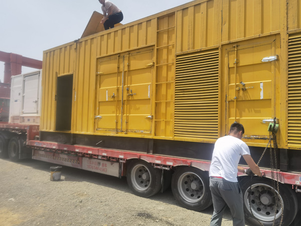 卢龙除了负载情况和发动机维护，还有哪些因素会影响 200kw 柴油发电机的油耗？